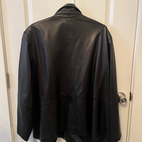 Nordstrom Gallery women’s authentic vintage 100% soft leather coat, 3x - Picture 4 of 5